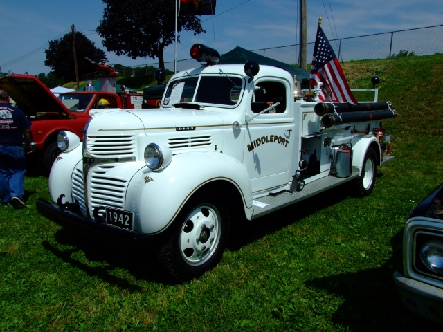 618x457 pixels (263K)